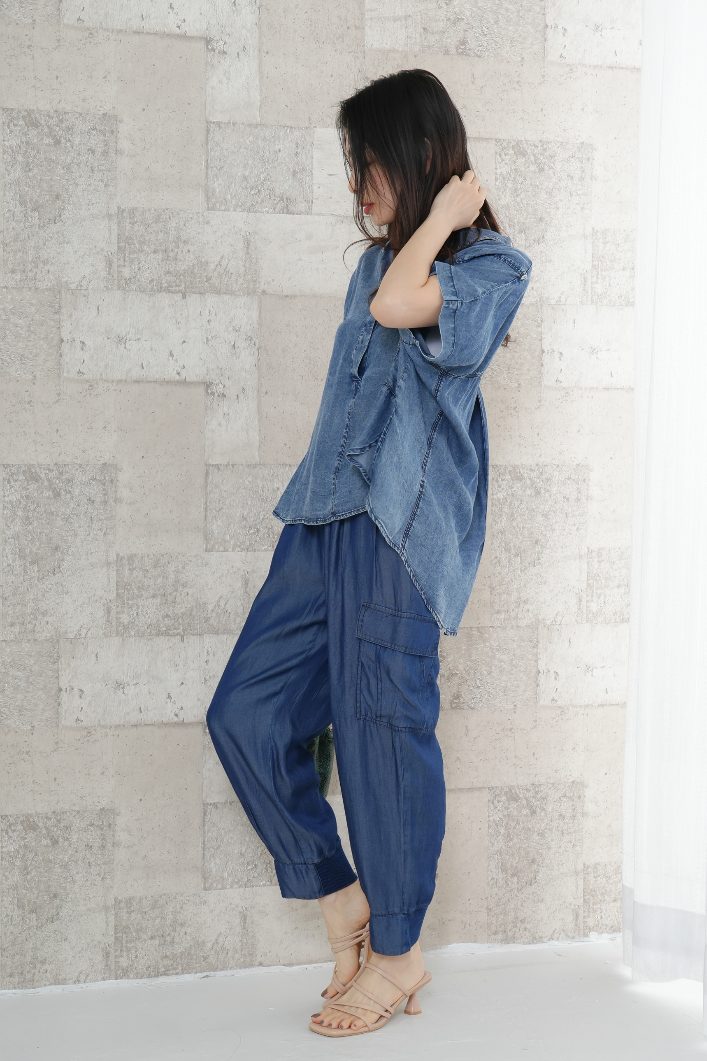 <残りわずか>バイオシルクデニムジョガーパンツ