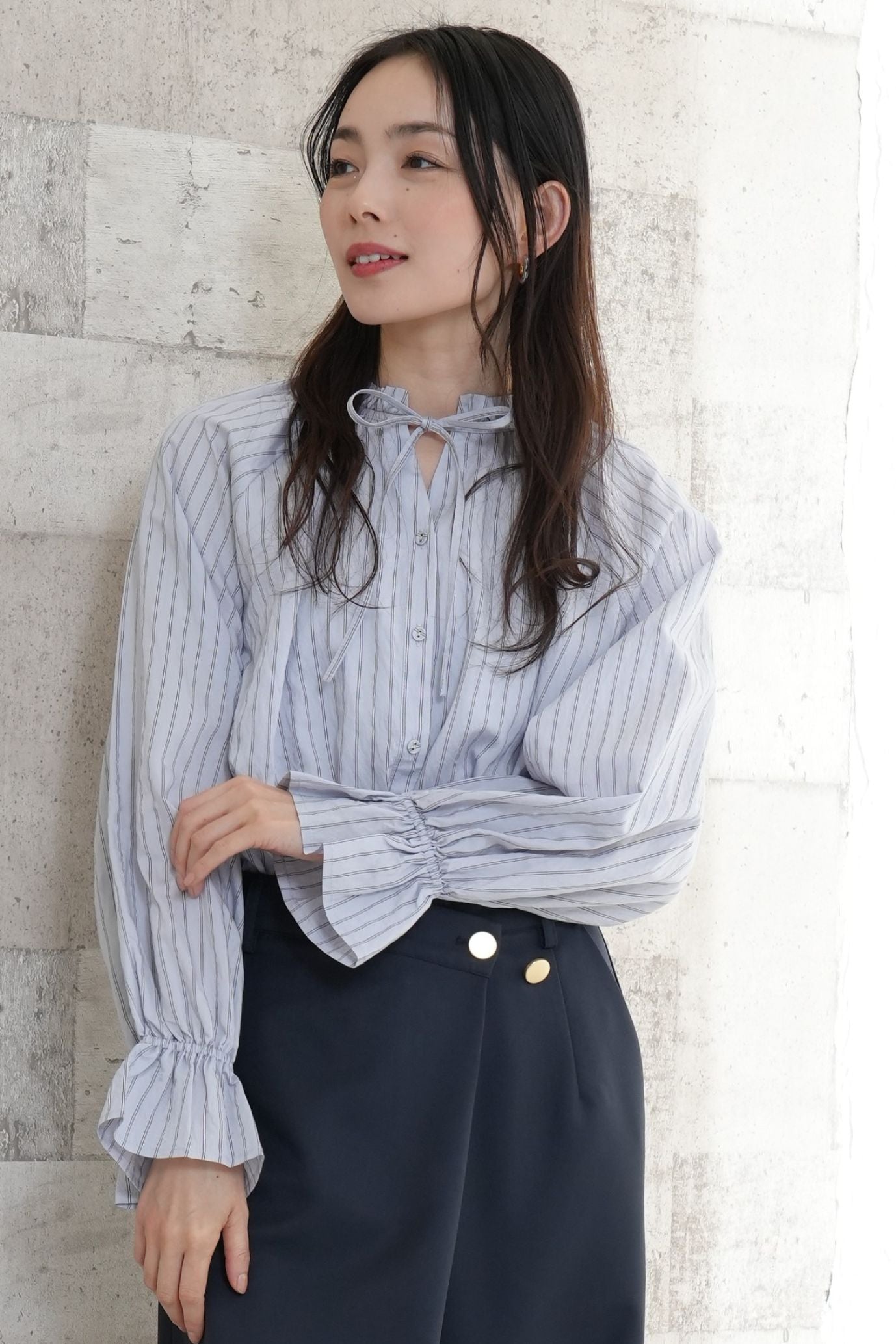 <50%OFF>ストライプフリルカラーブラウス