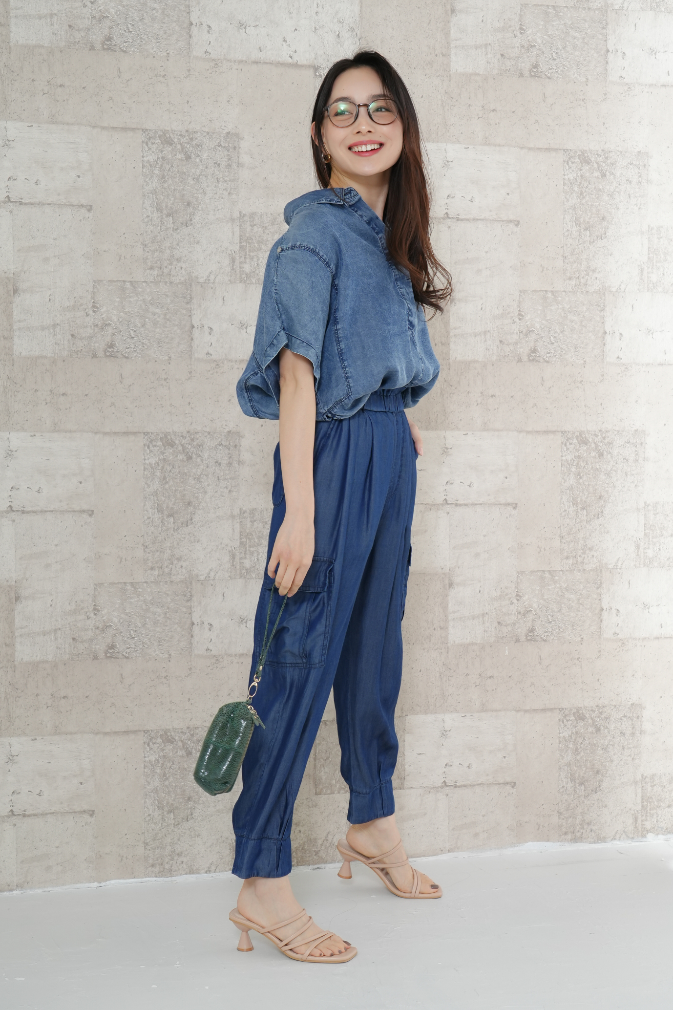 <残りわずか>バイオシルクデニムジョガーパンツ