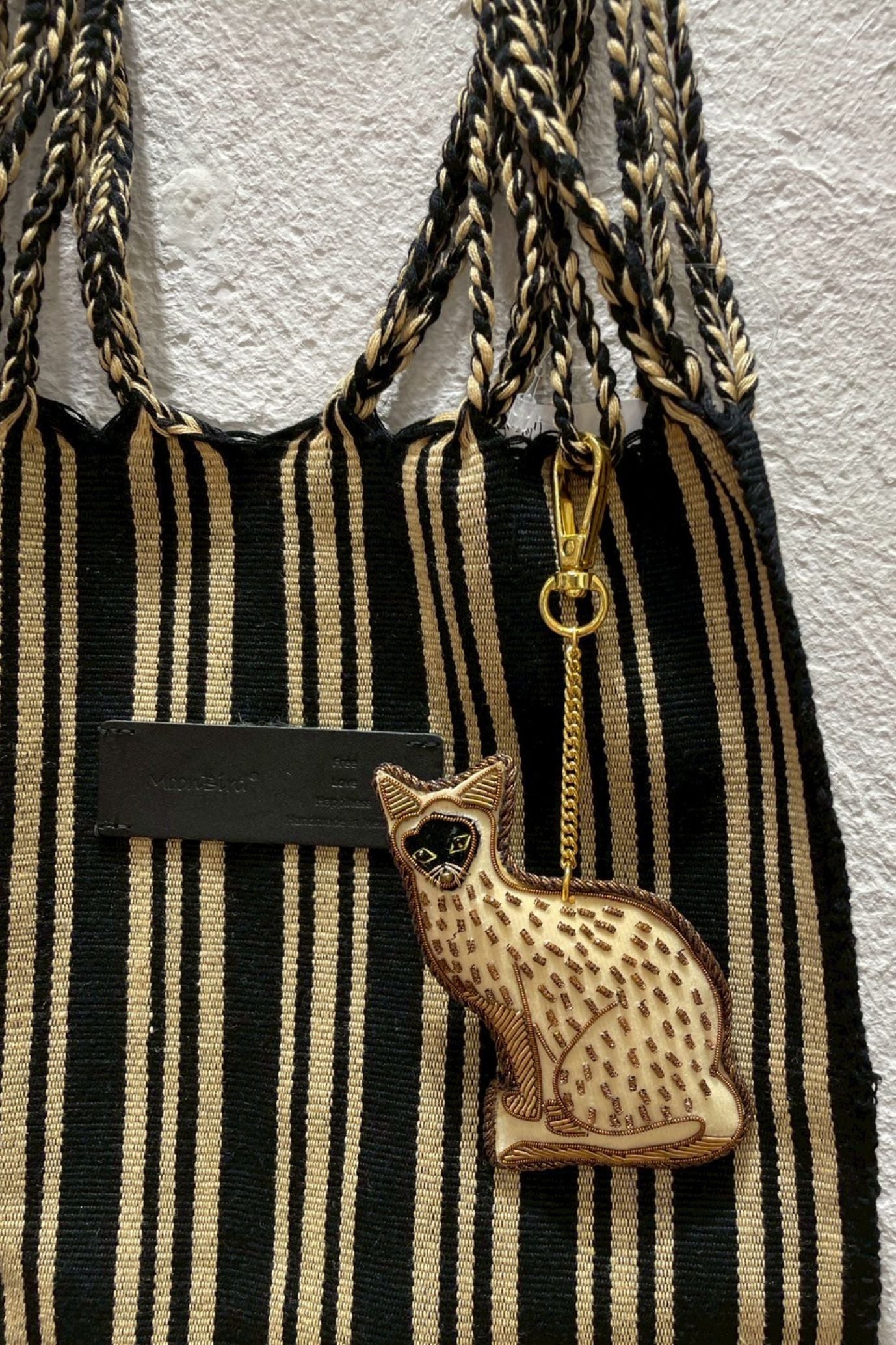 アニマル刺繍&ビーズキーホルダー