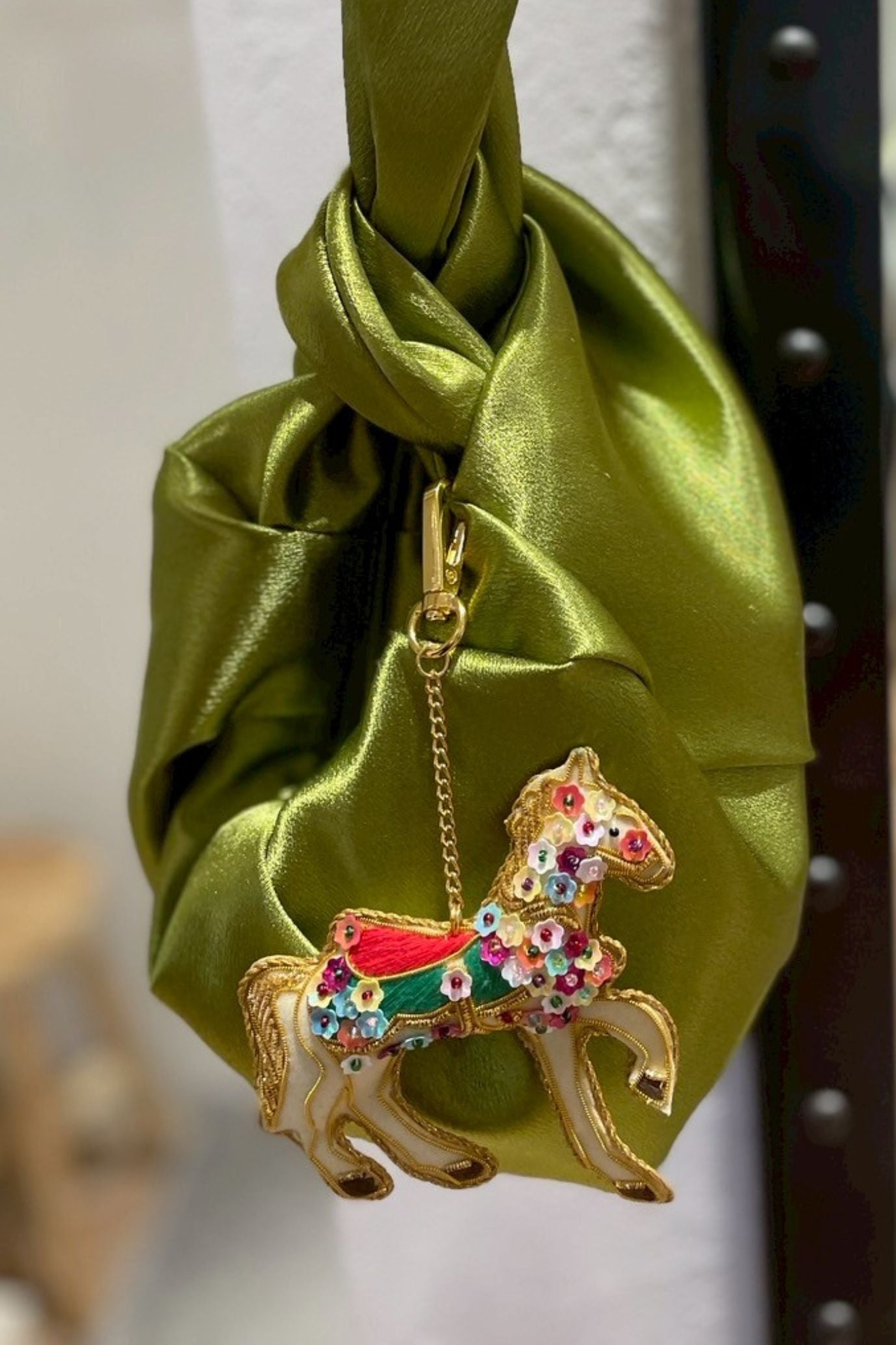 アニマル刺繍&ビーズキーホルダー