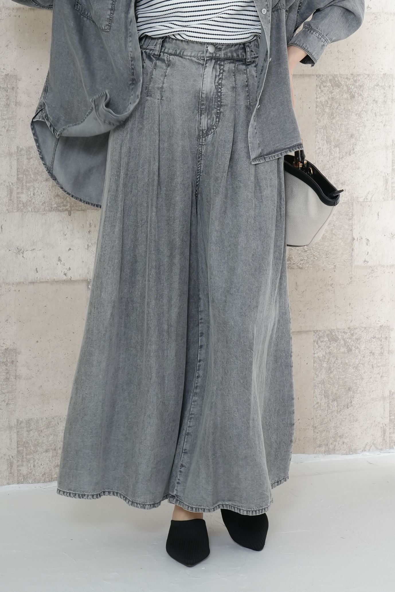 バイオシルクデニムワイドパンツ
