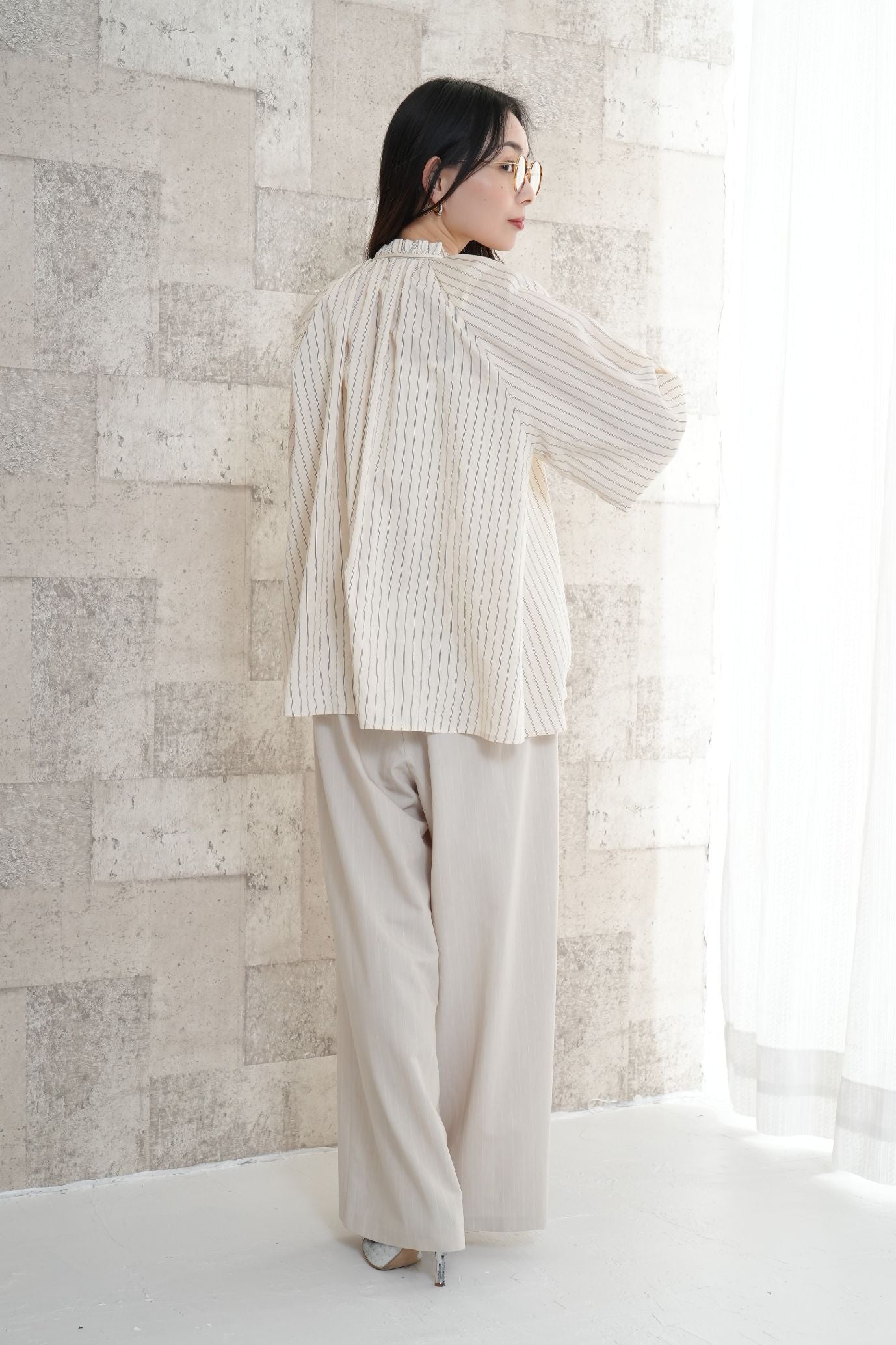 <50%OFF>ストライプフリルカラーブラウス