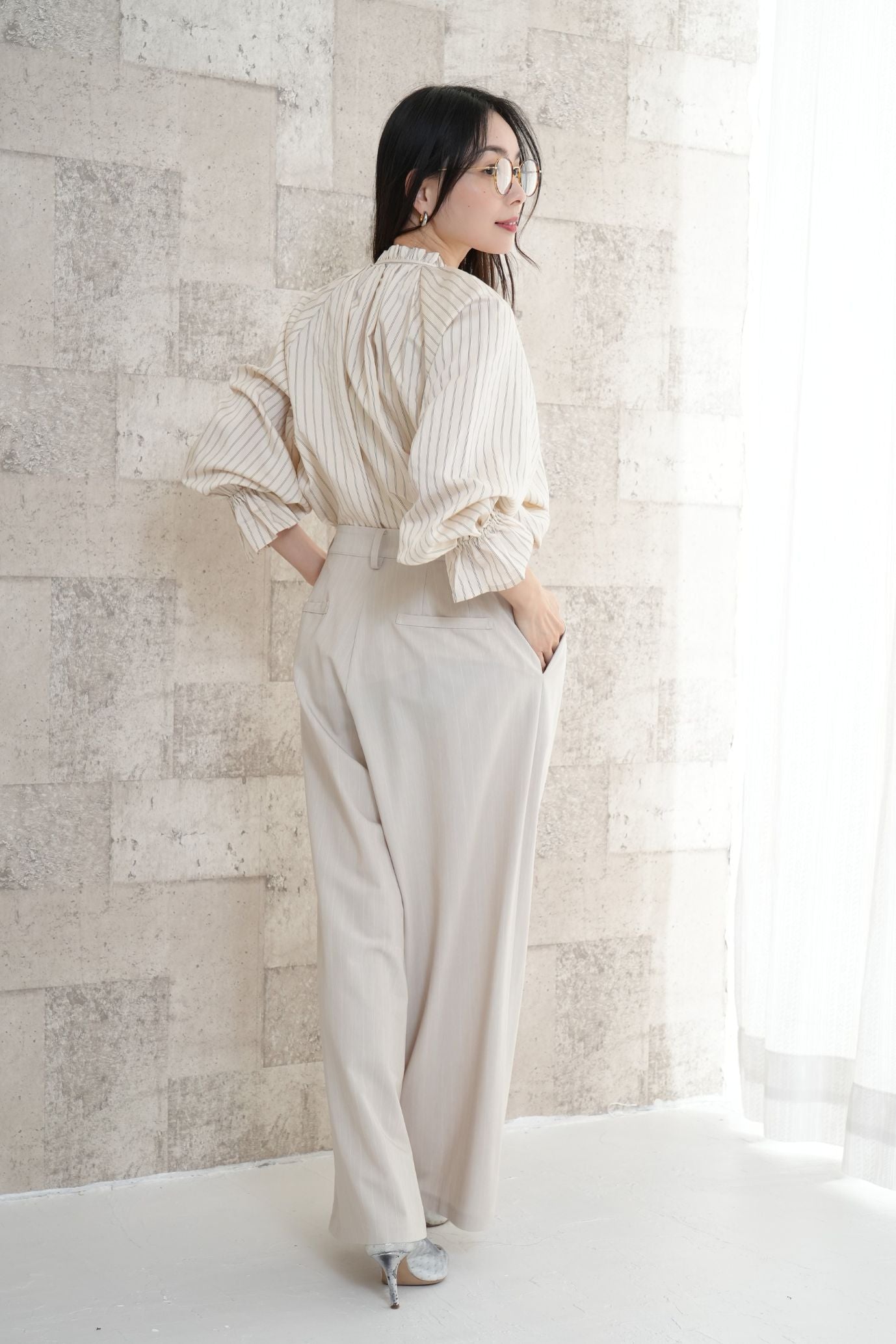 <50%OFF>ストライプフリルカラーブラウス