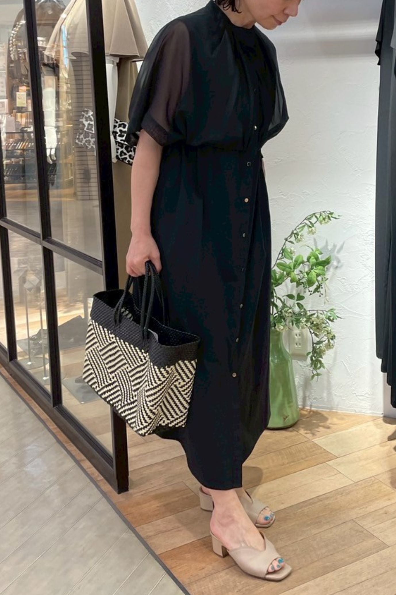 <30%OFF>シアーケープワンピース