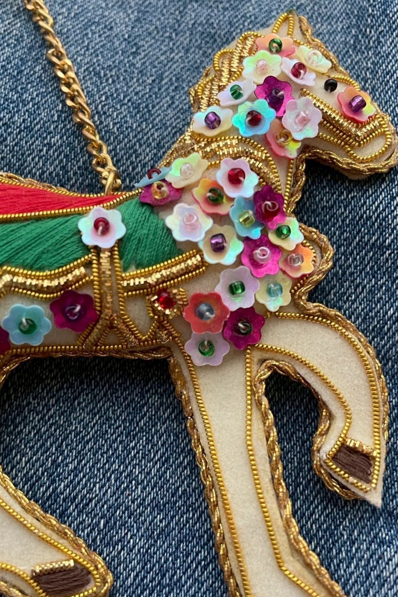 アニマル刺繍&ビーズキーホルダー