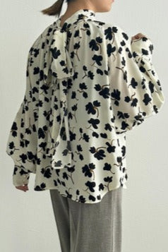 2WAYフラワーボウタイブラウス