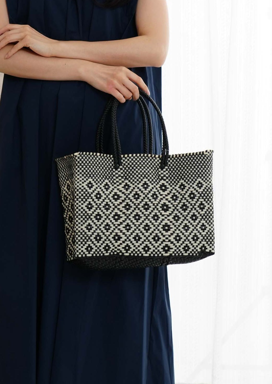 <30%OFF>Moon Birdメルカドバッグ