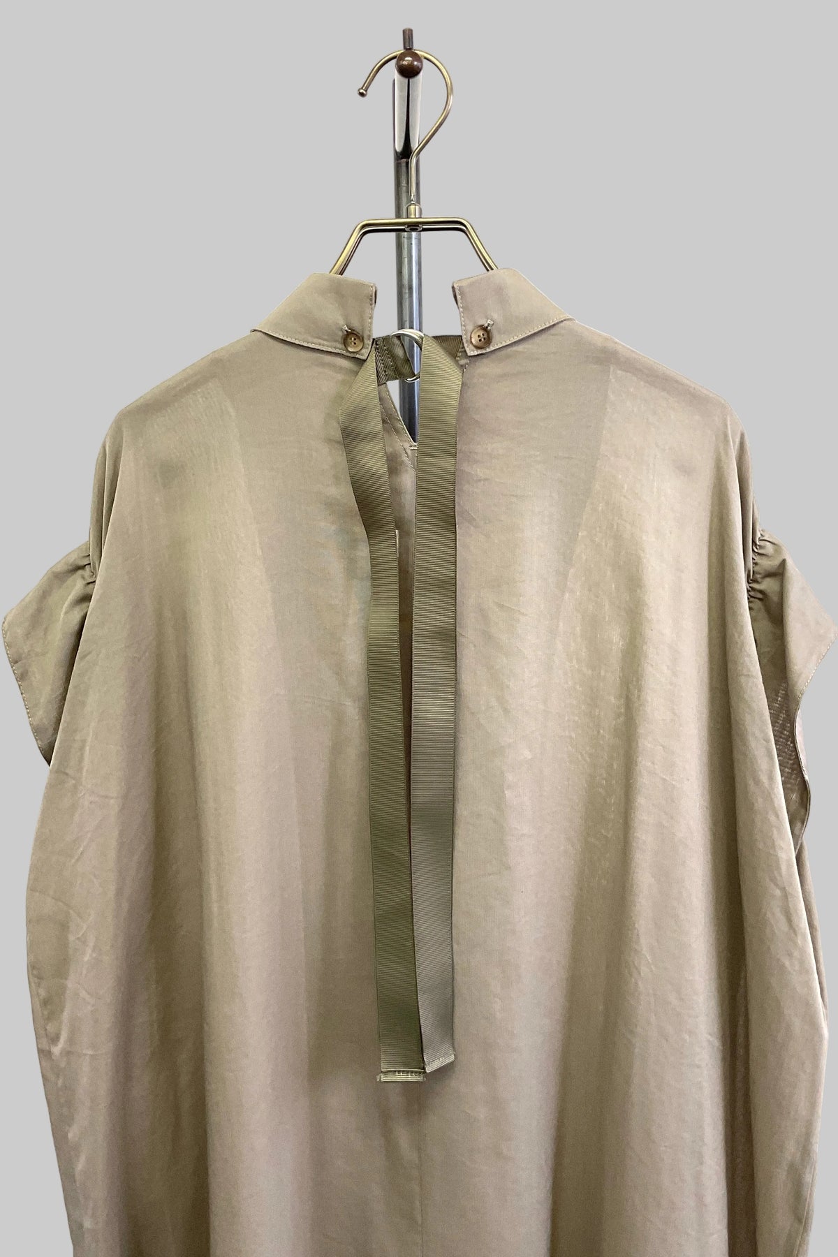 〈30%OFF〉バックリボンワンピース