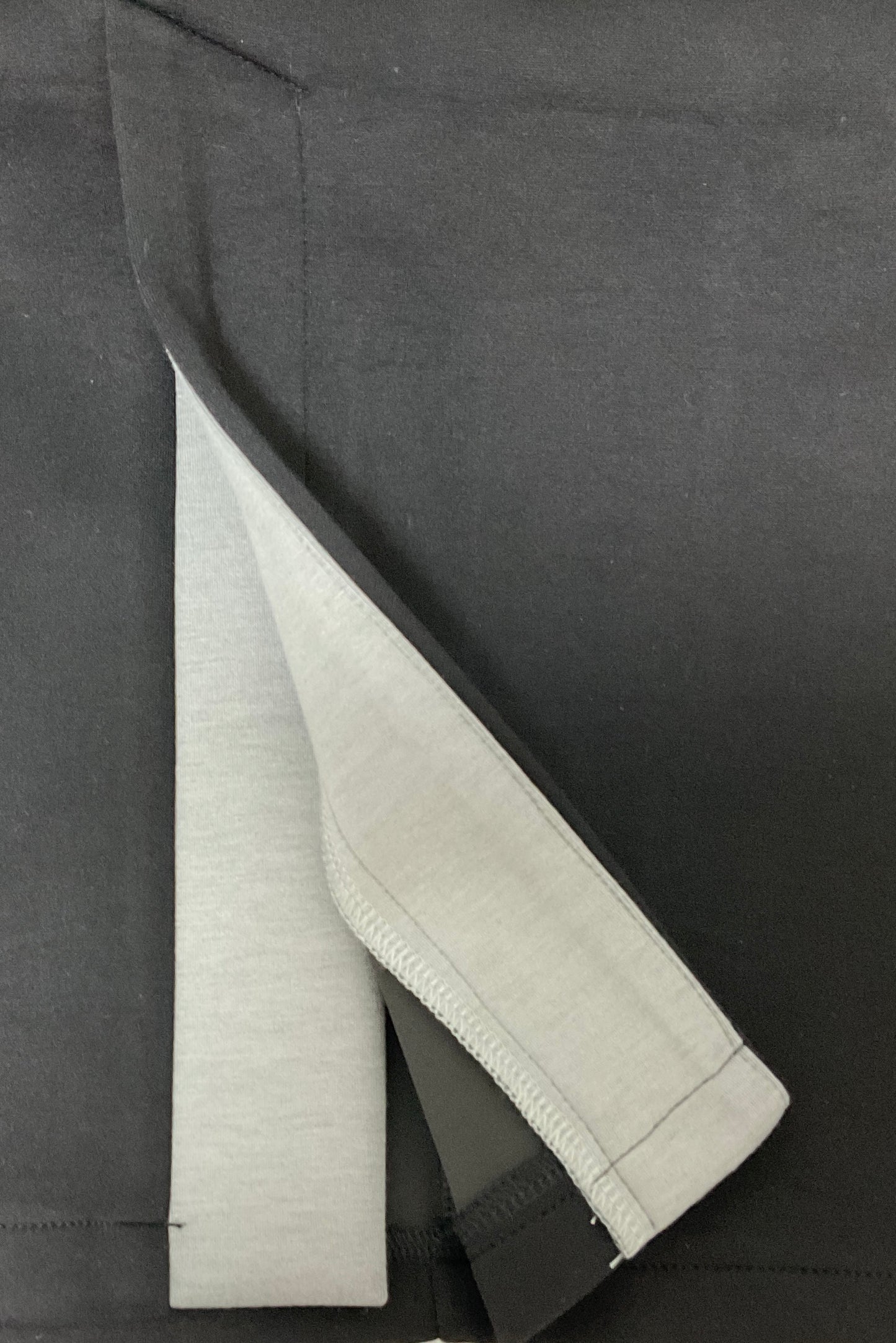 バイカラーダンボールスカート