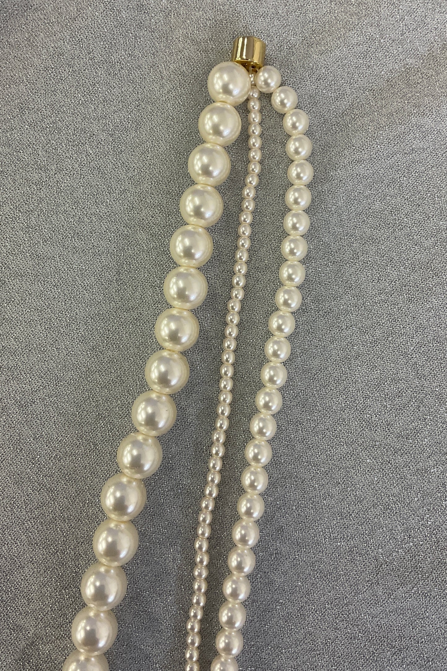 3連パールショートネックレス