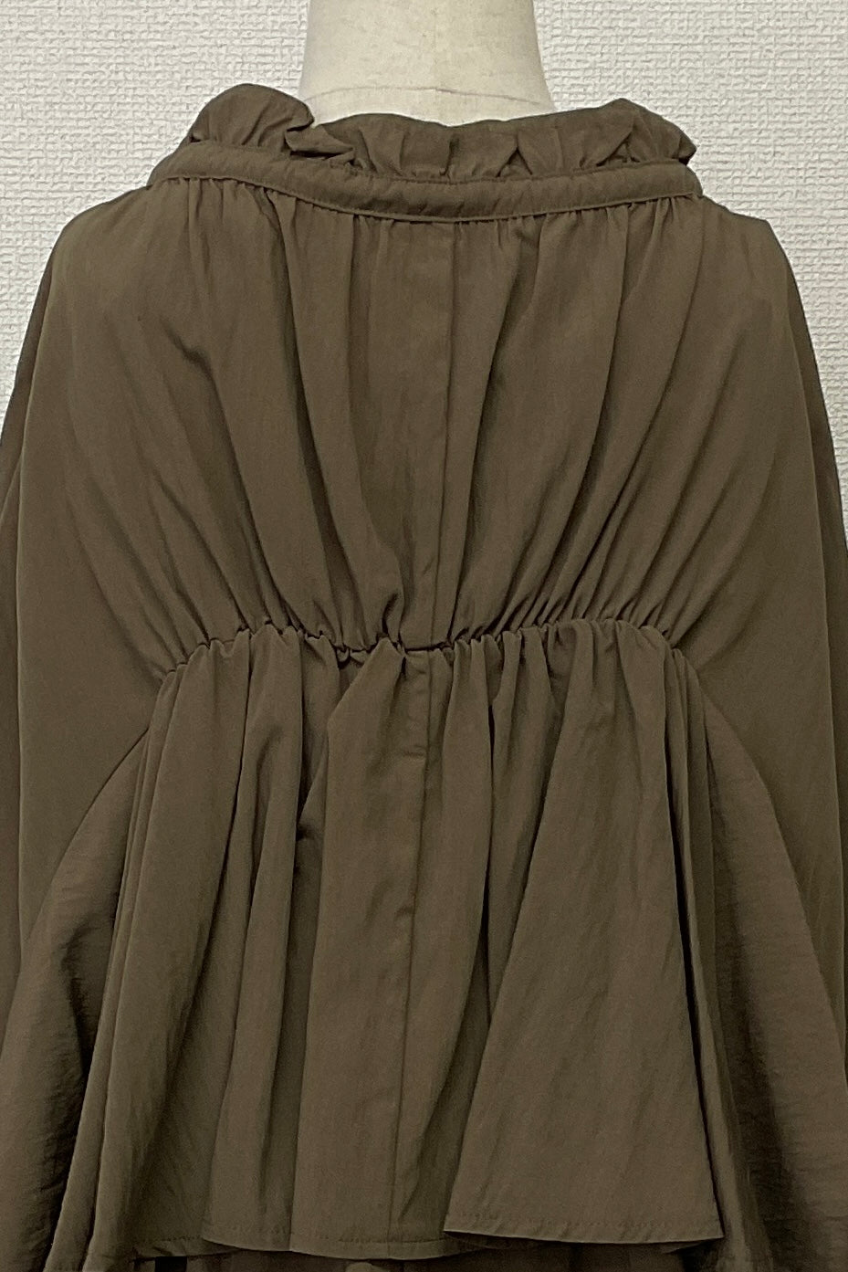 バックフリルスキッパーブルゾン