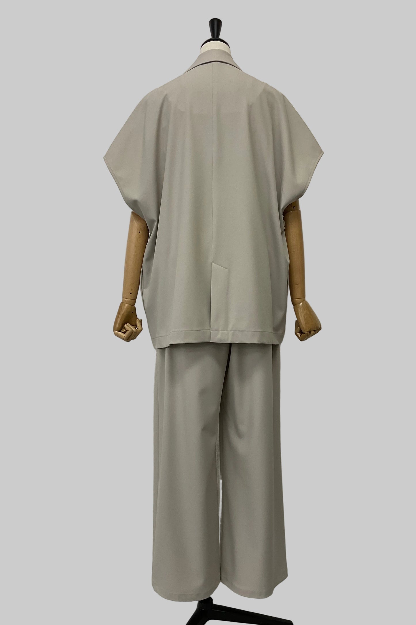 オーバーベストジャケット