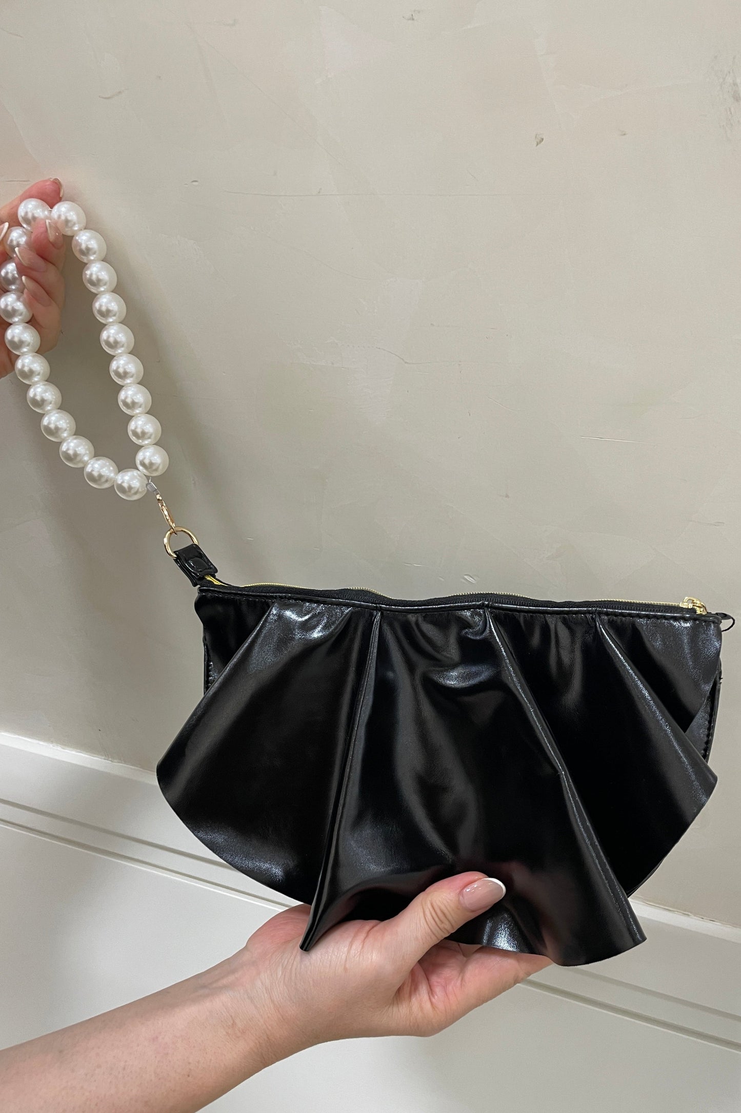 <20%OFF>パールハンドルクラッチバッグ