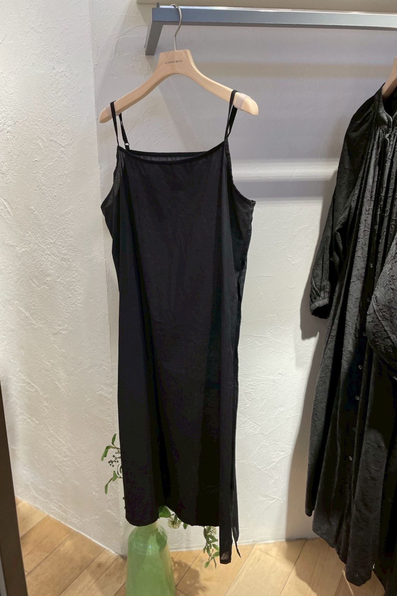 5月2日入荷予定［ＮＥＷ］コットンフラワージャガードワンピース　