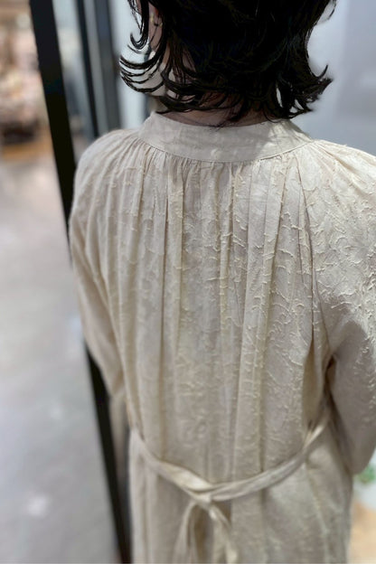 5月2日入荷予定［ＮＥＷ］コットンフラワージャガードワンピース　