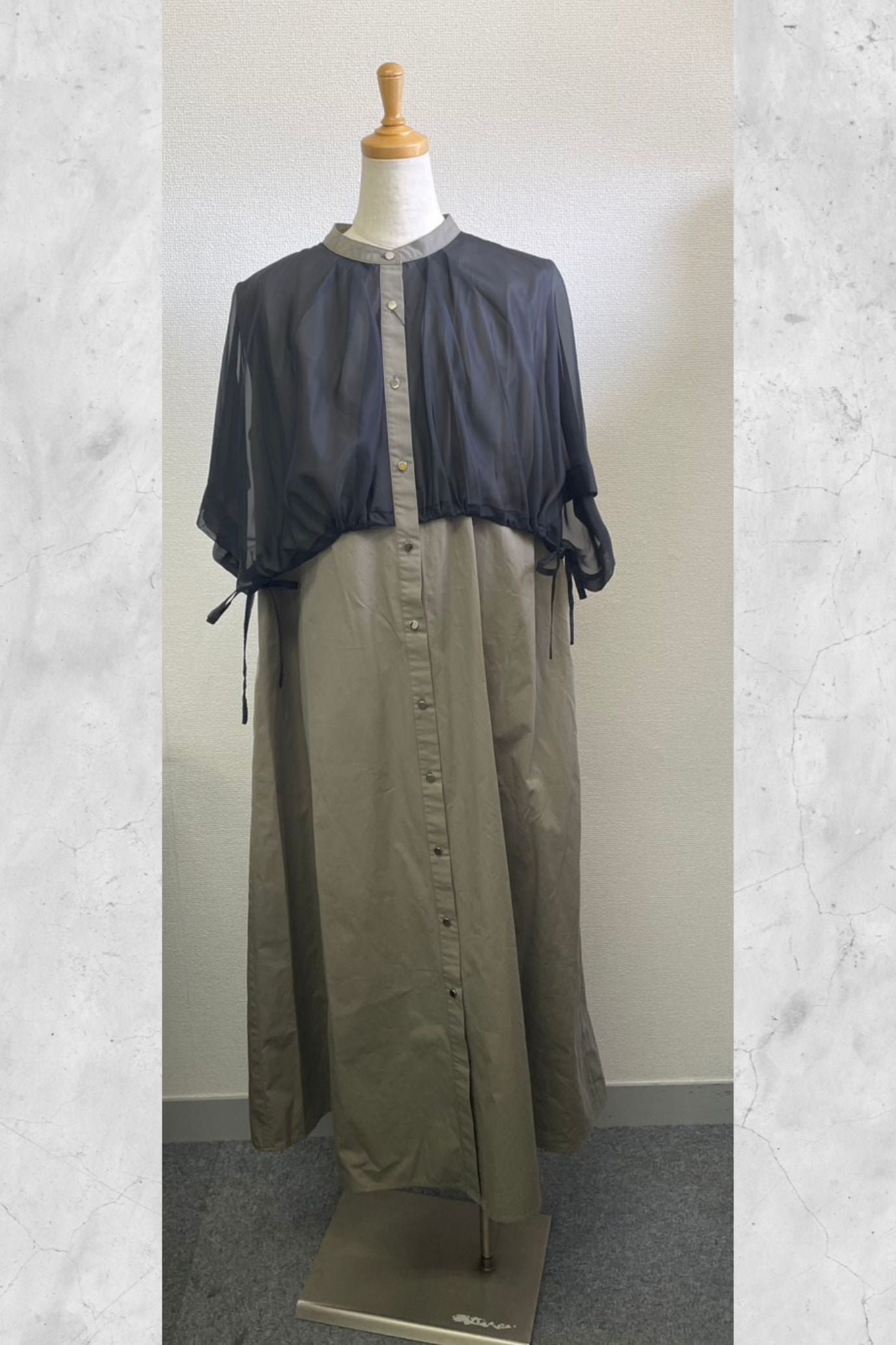 ［ＮＥＷ］シアーケープワンピース