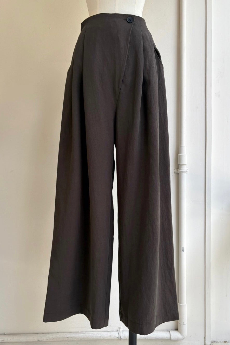 ［予約］アシメタックパンツ