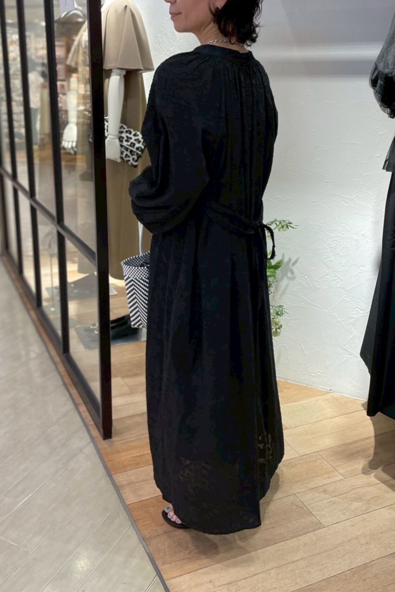 5月2日入荷予定［ＮＥＷ］コットンフラワージャガードワンピース　
