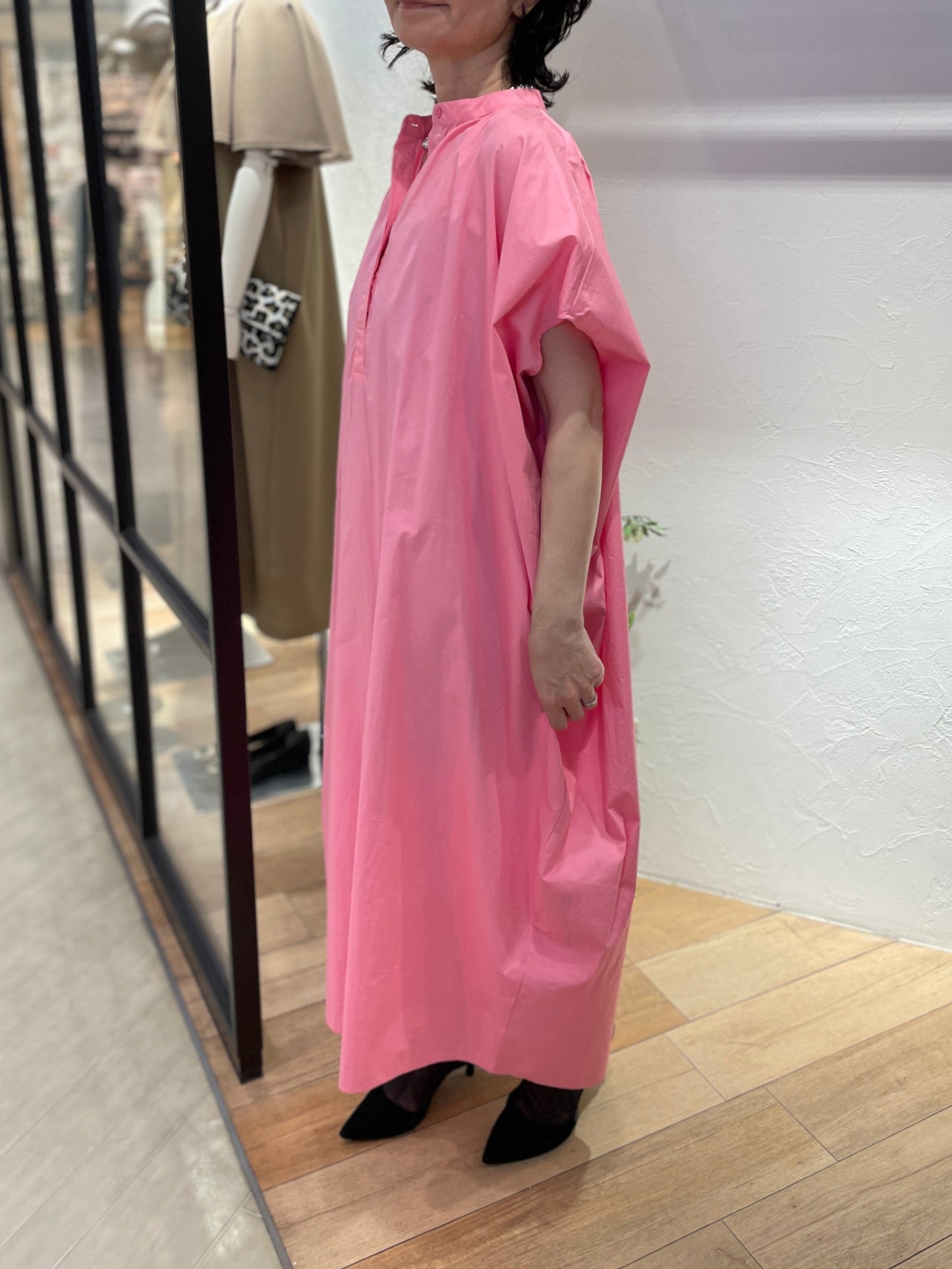 ［ＮＥＷ］タックドルマンコットンワンピース