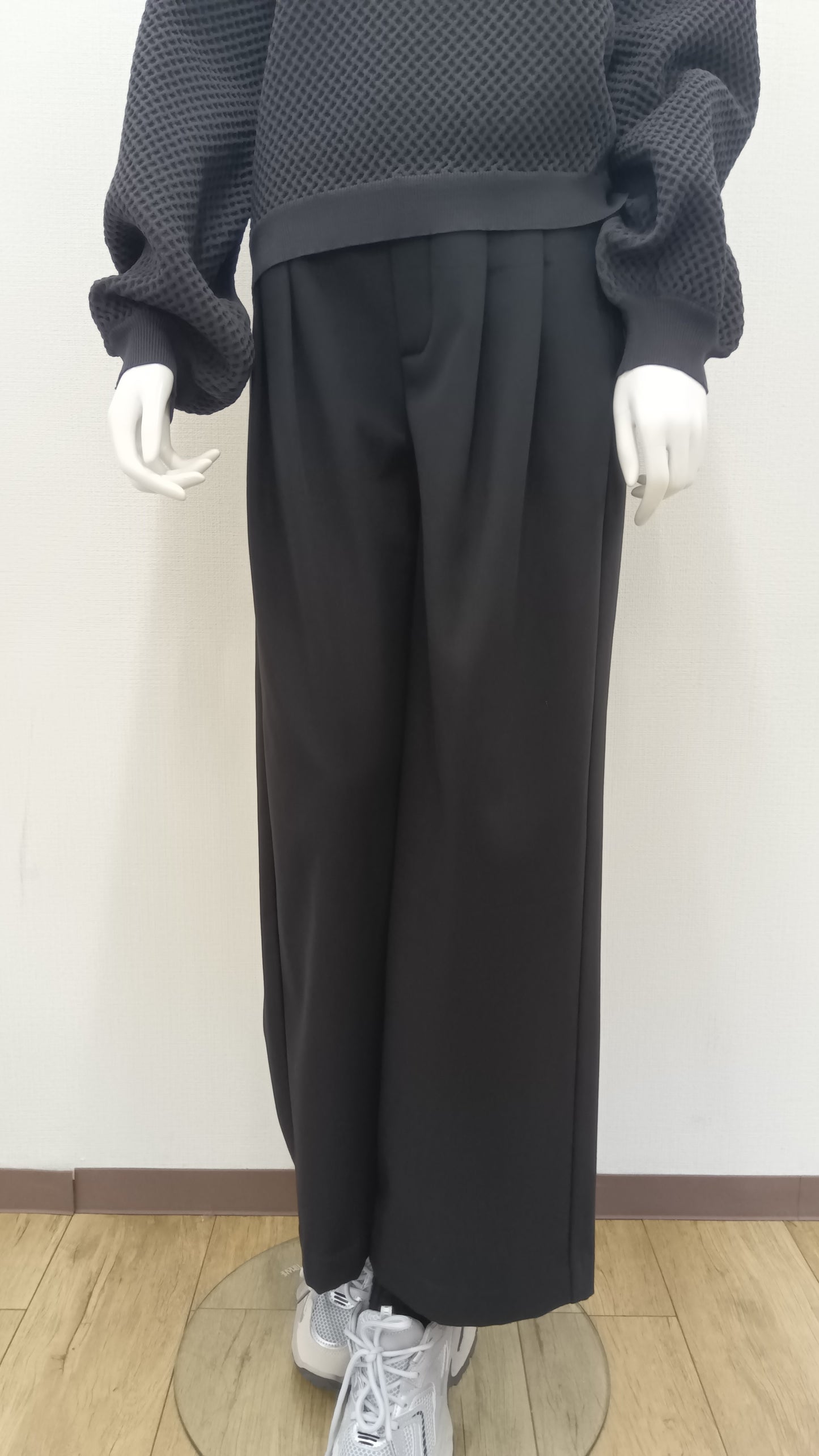 ［予約］ツイルワイドパンツ