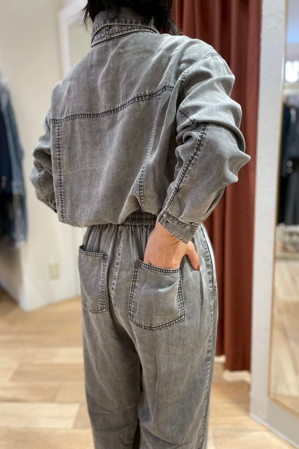 ［予約］テンセルデニムワイドタックパンツ