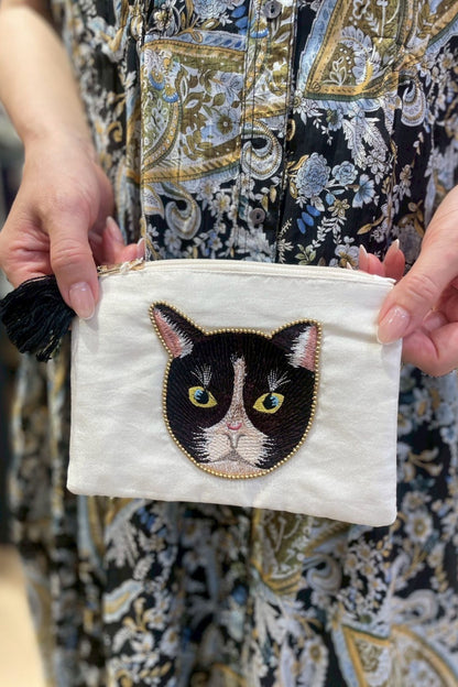 アニマル刺繍ポーチ　キャット