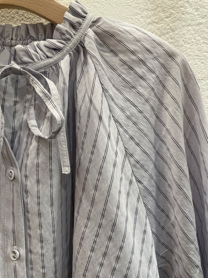 ＜3０％ＯＦＦ＞ストライプフリルカラーブラウス