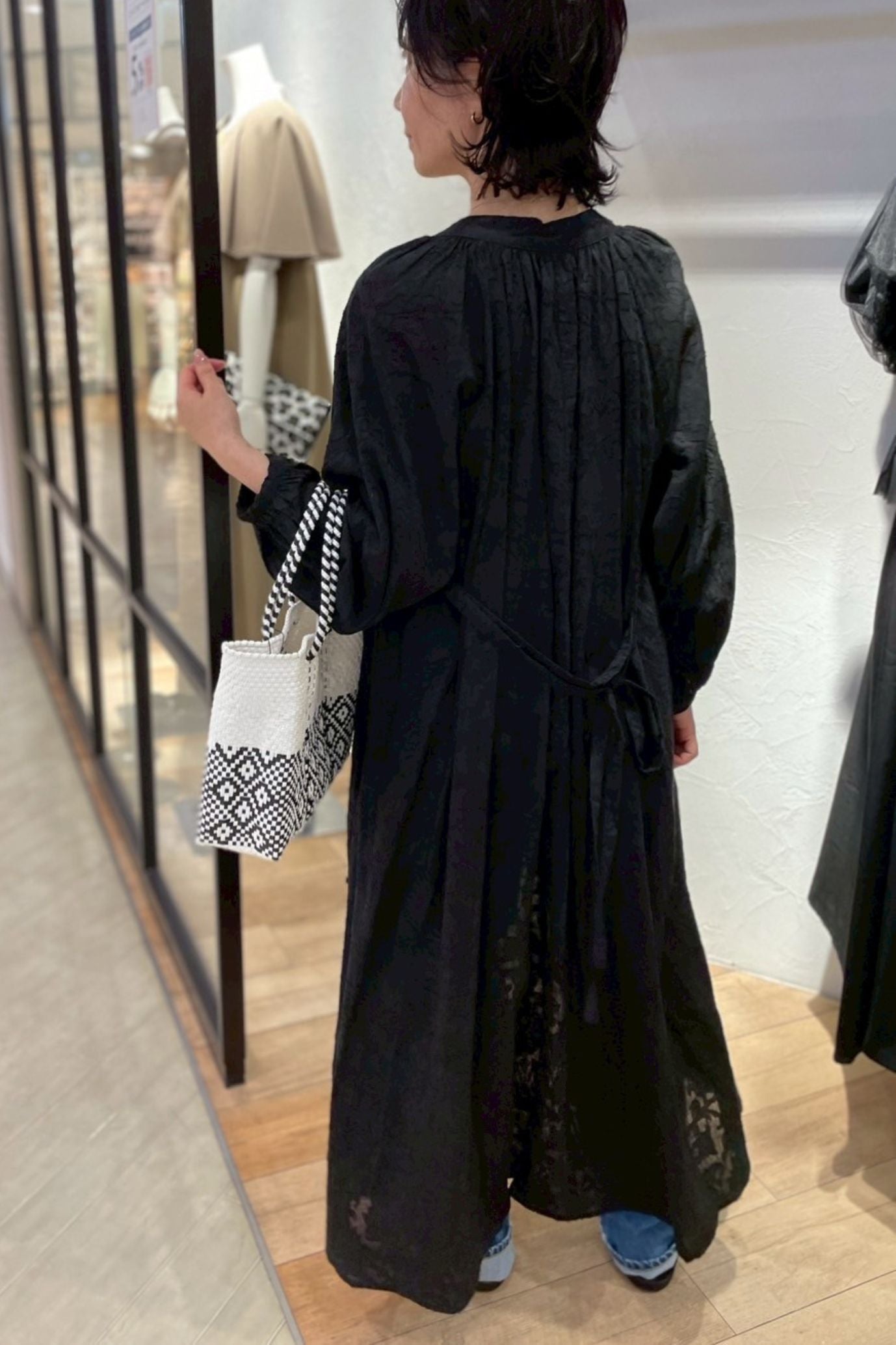 5月2日入荷予定［ＮＥＷ］コットンフラワージャガードワンピース　