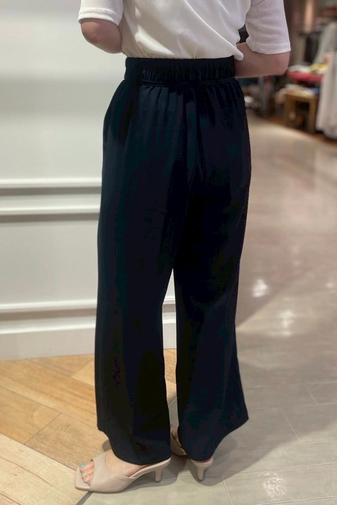 ［ＮＥＷ］ストレッチワイドパンツ