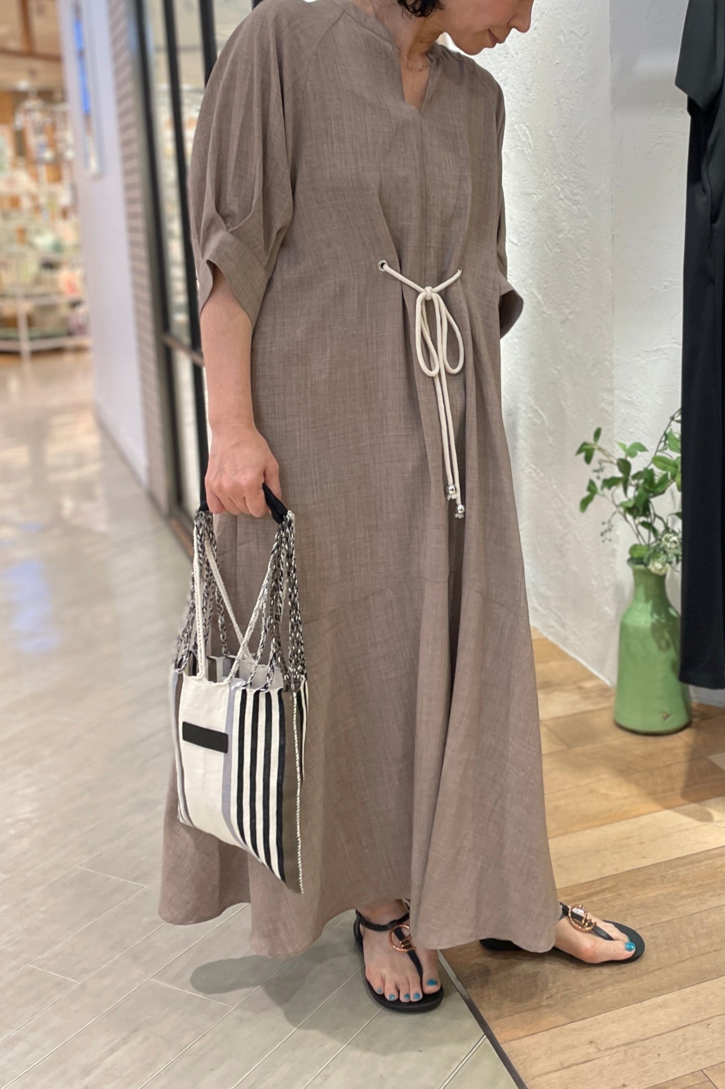 ５月２日入荷予定［ＮＥＷ］ロープベルトリネンライクワンピ