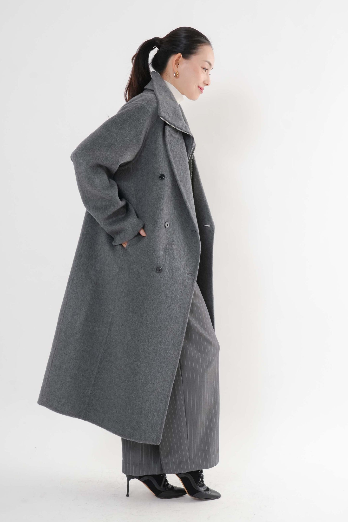 ［ＮＥＷ]ウール100％ＺＩＰロングコート