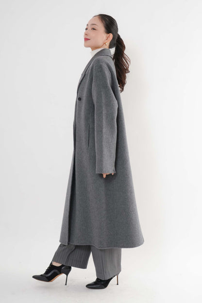 ［ＮＥＷ]ウール100％ＺＩＰロングコート
