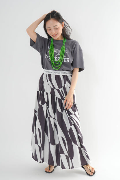 <予約･3点セット>ジャガーTシャツ(チャコール)+ジオメトリックスカート(ブラック)+木製ビーズネックレス