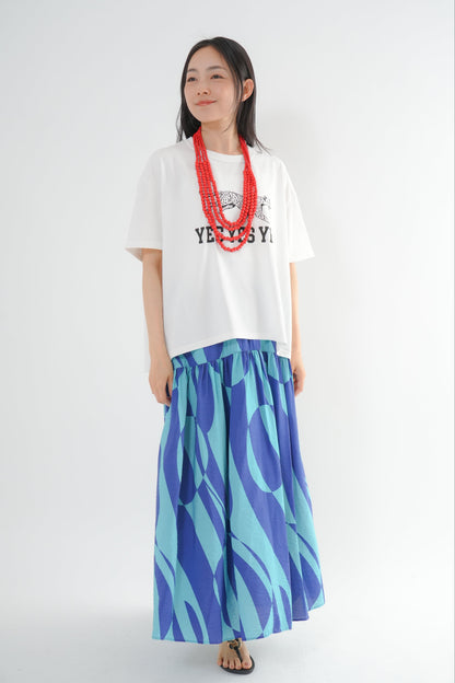 <予約･3点セット>ジャガーTシャツ(オフ)+ジオメトリックスカート(ブルー)+木製ビーズネックレス