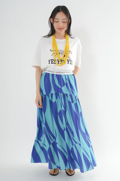 <予約･3点セット>ジャガーTシャツ(オフ)+ジオメトリックスカート(ブルー)+木製ビーズネックレス