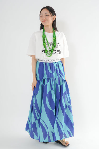 <予約･3点セット>ジャガーTシャツ(オフ)+ジオメトリックスカート(ブルー)+木製ビーズネックレス