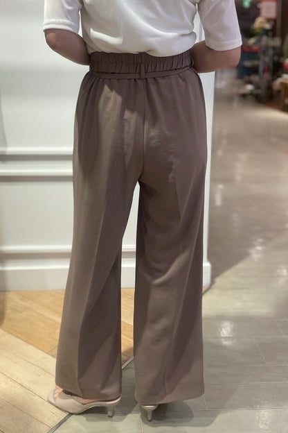 ［ＮＥＷ］ストレッチワイドパンツ