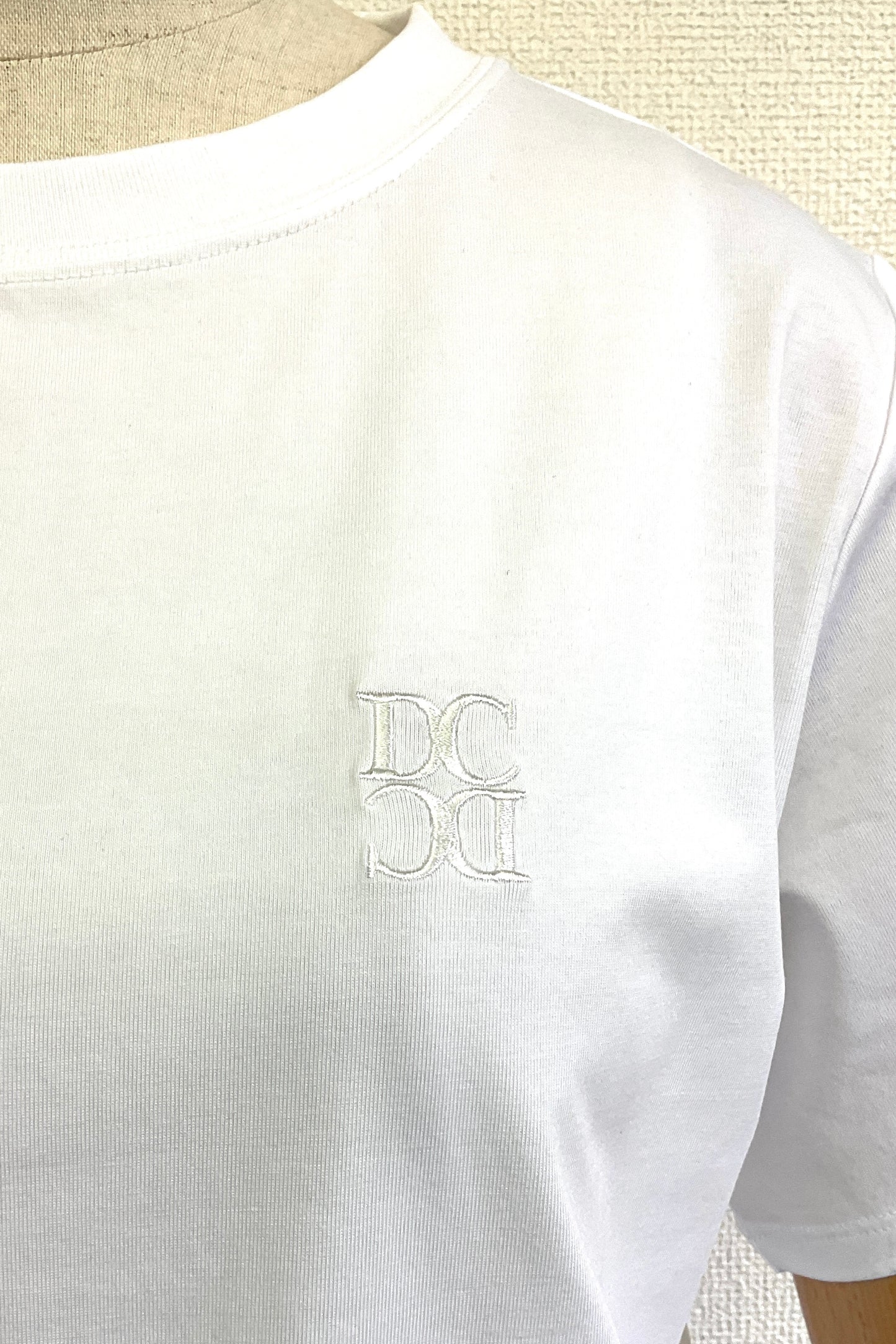 UVロゴ刺繍ミニTシャツ