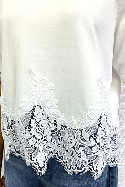裾レースTシャツ