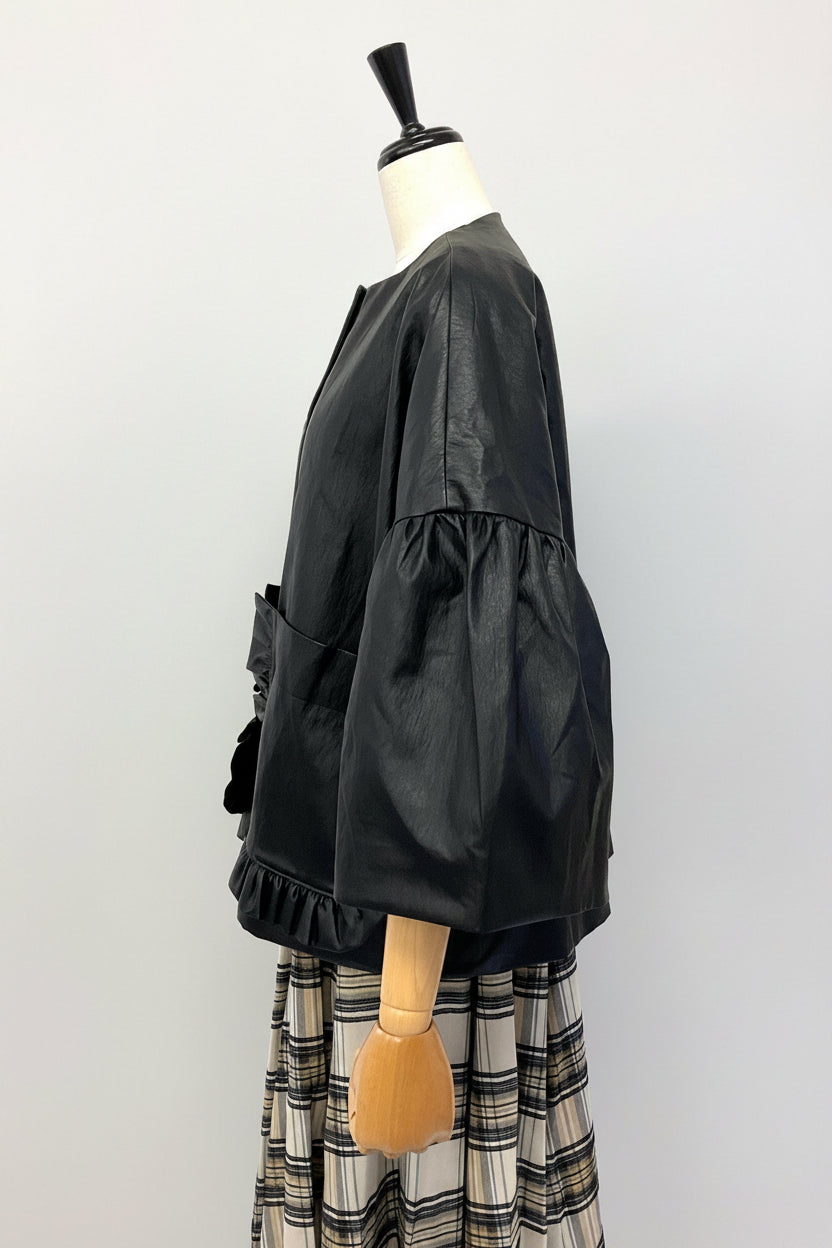 フェイクレザーフリルポケットジャケット