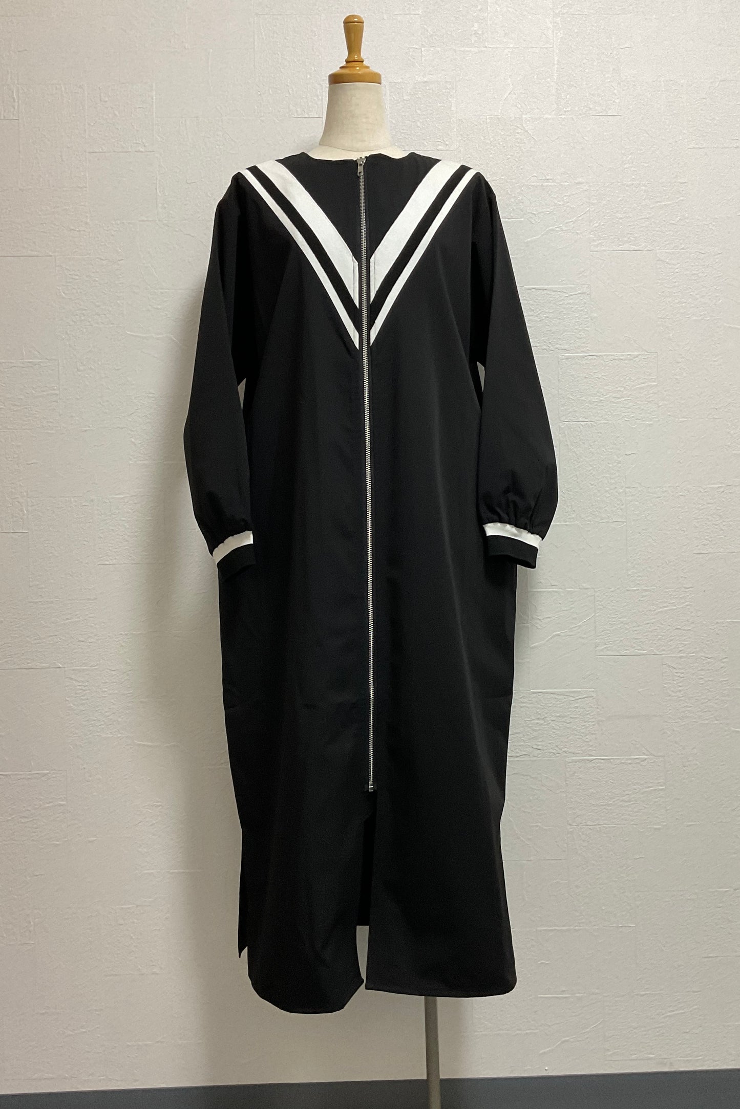 ［予約］Ｖラインロングブルゾン