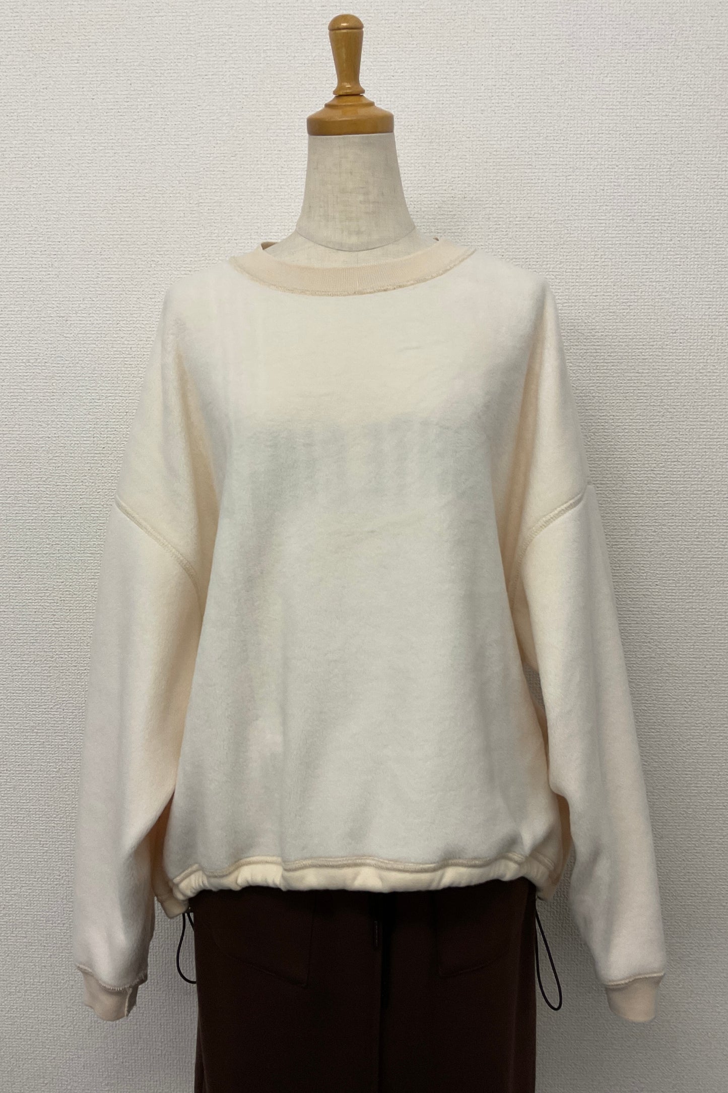 ［ＮＥＷ］リバーシブルロゴプルオーバー