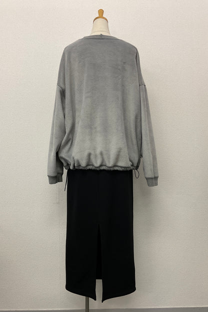 ［ＮＥＷ］リバーシブルロゴプルオーバー