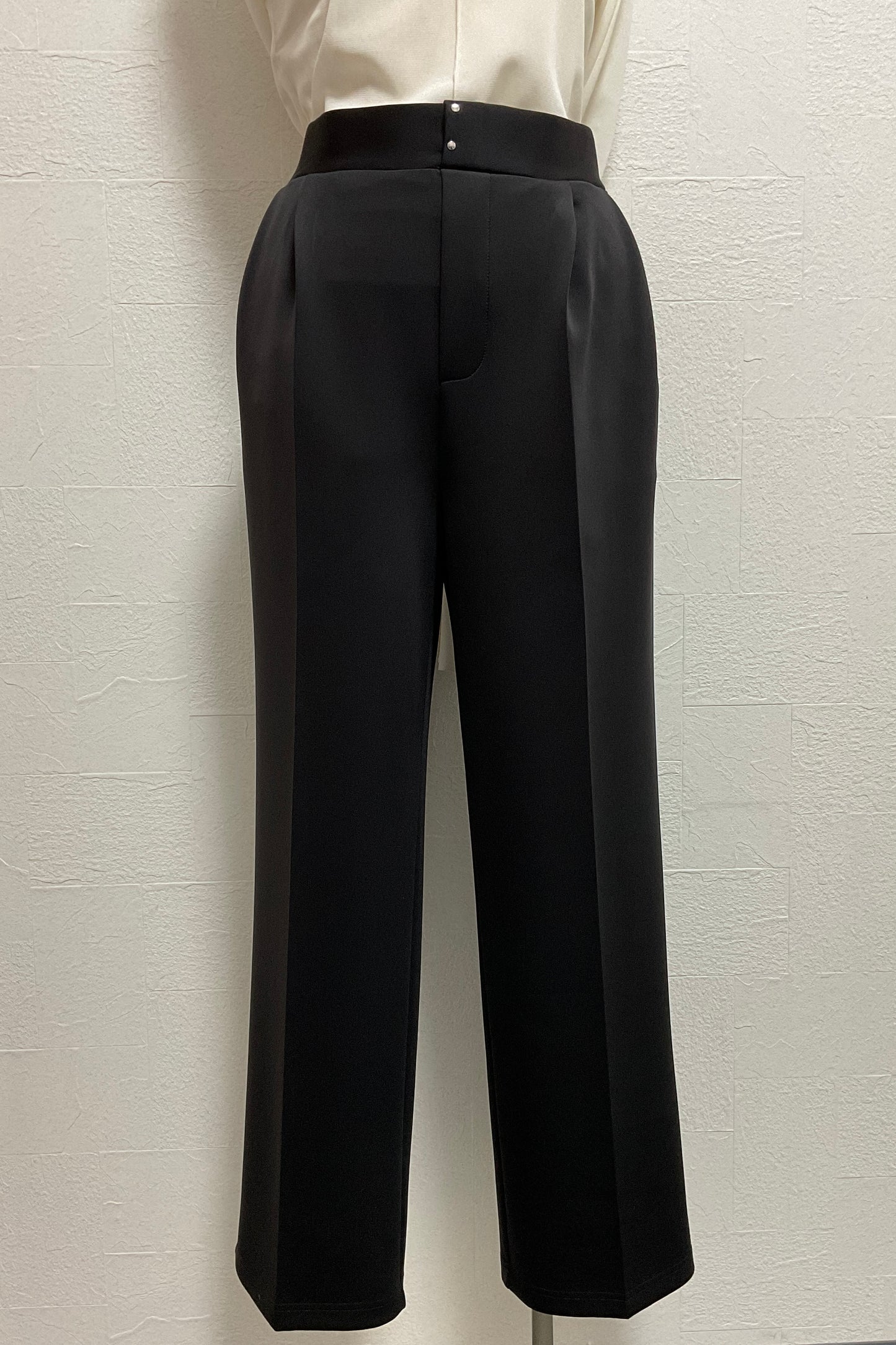 ［ＮＥＷ］ダンボールセミワイドパンツ