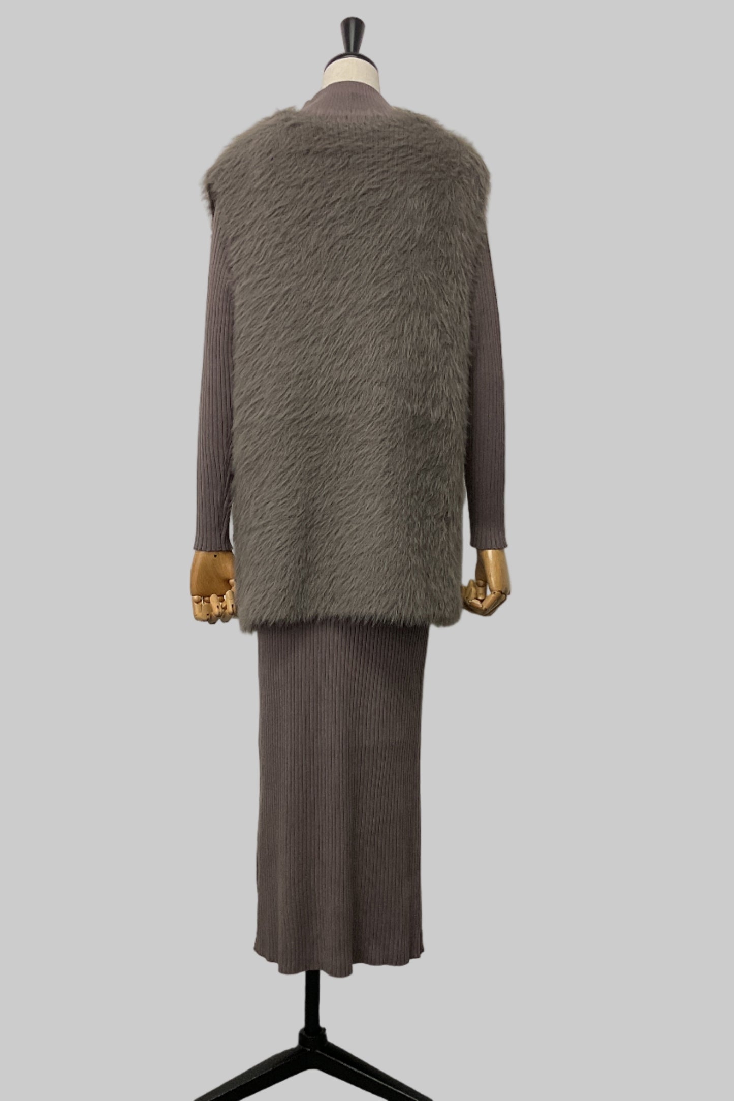 ［ＮＥＷ］シャギーベストセットワンピース