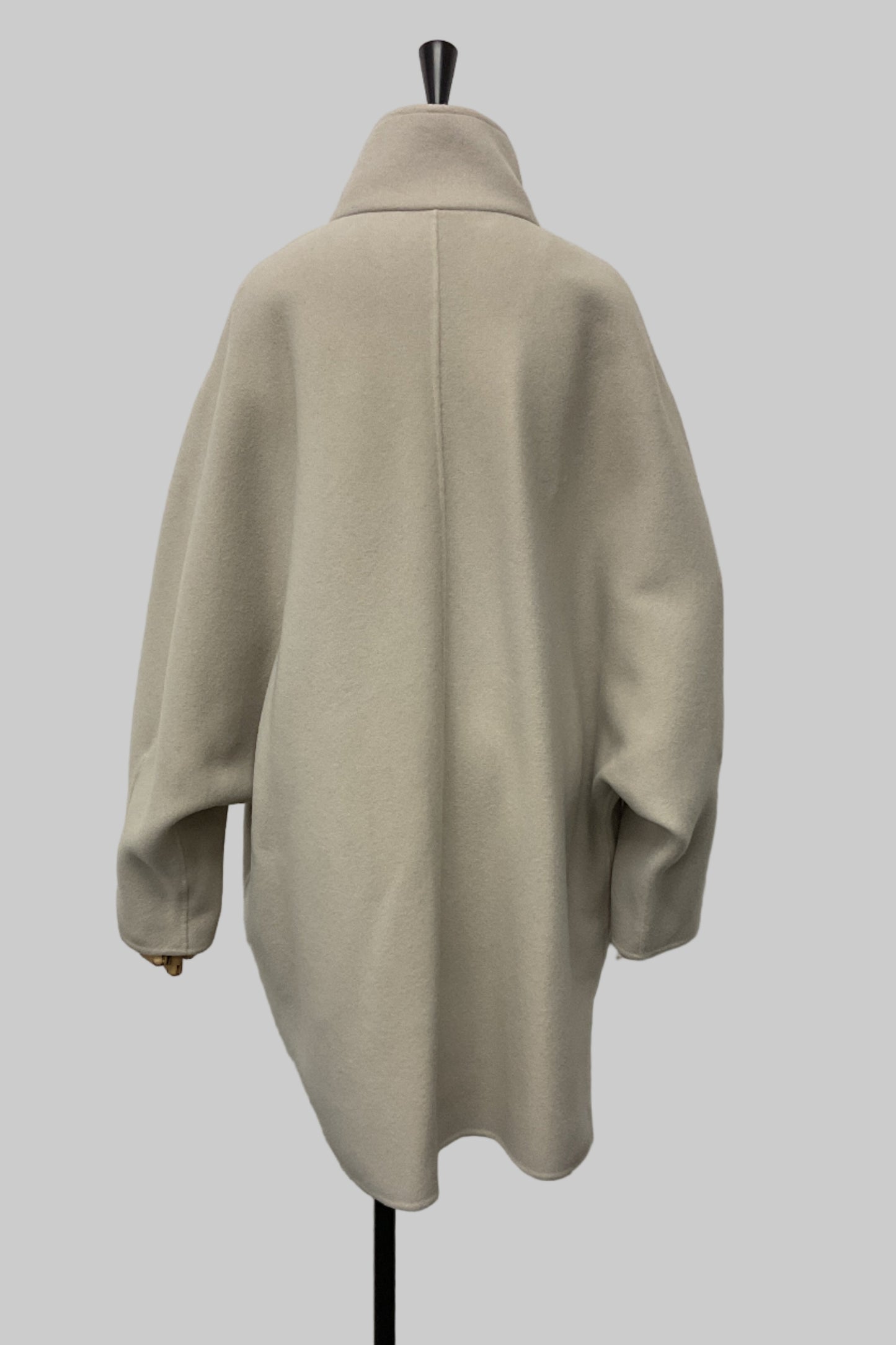 ［ＮＥＷ］ダブルフェイスドルマンコート