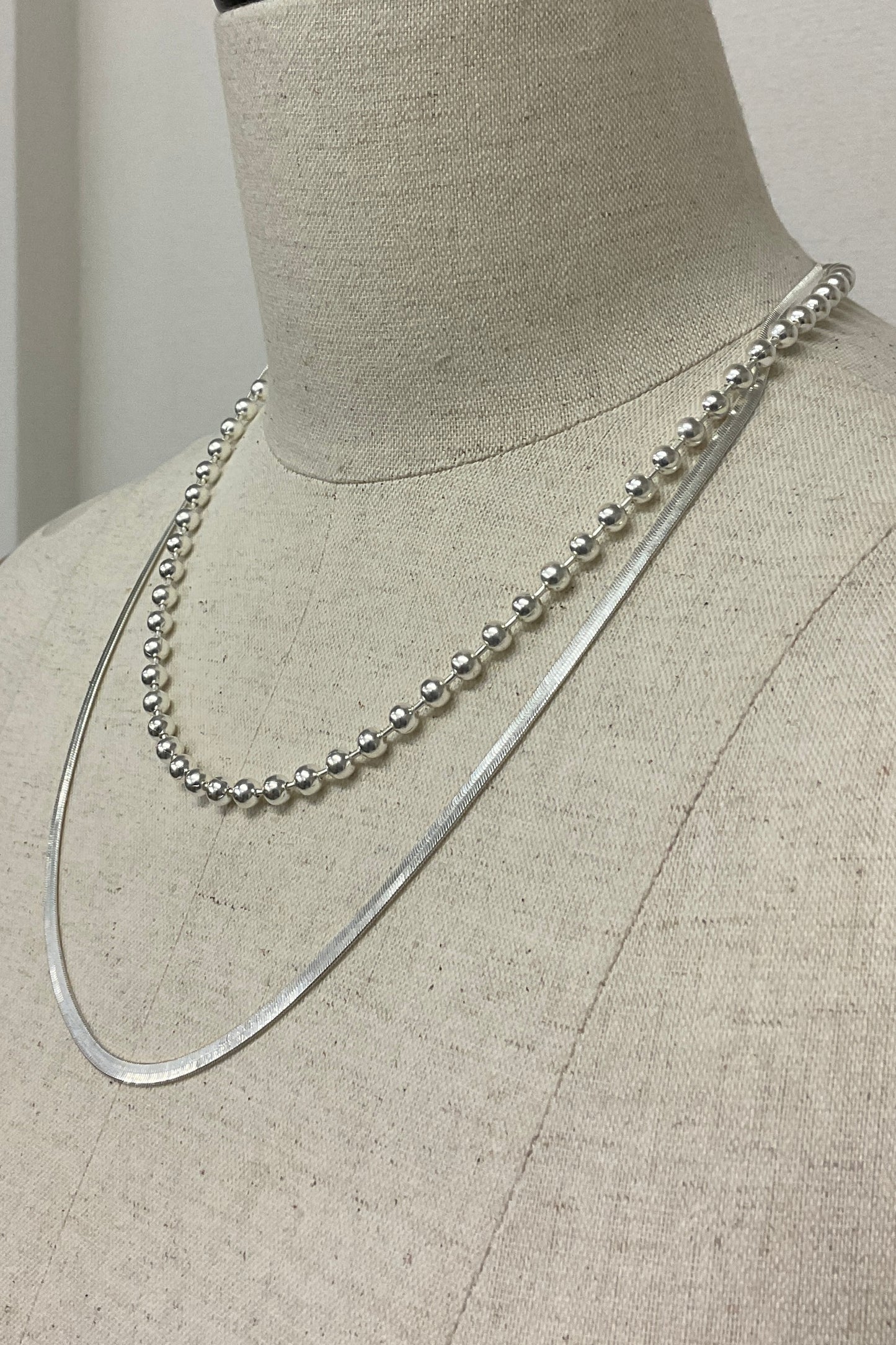 ［ＮＥＷ］ボール＊スネークチェーンネックレス