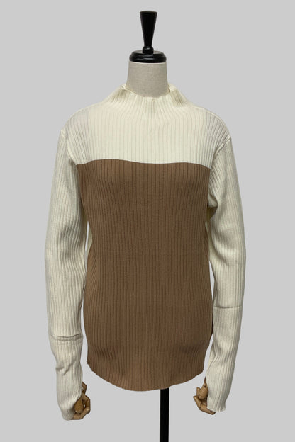 ［ＮＥＷ］ケープアンサンブルニット