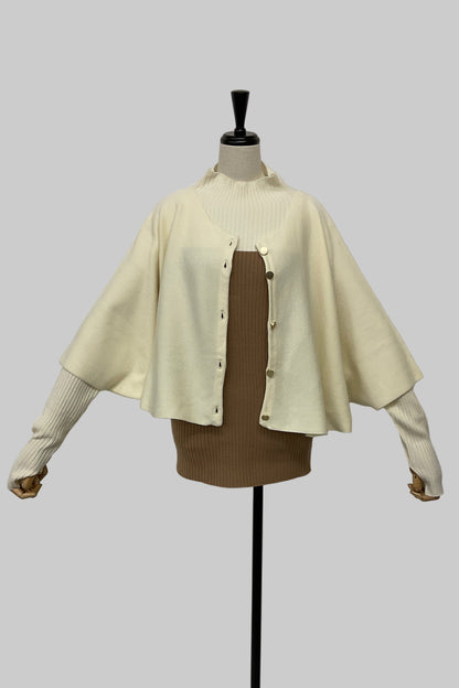 ［ＮＥＷ］ケープアンサンブルニット